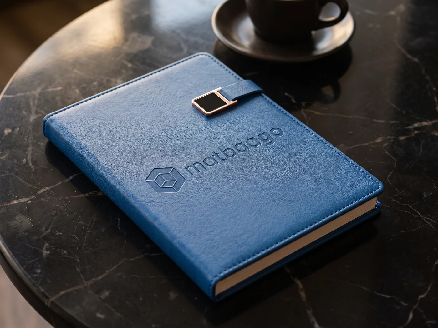 Termo Deri Tarihsiz Defter 13 × 21 cm, Mıknatıslı Kapak, Kenar Boyalı, 224 Sayfa – Esenboğa